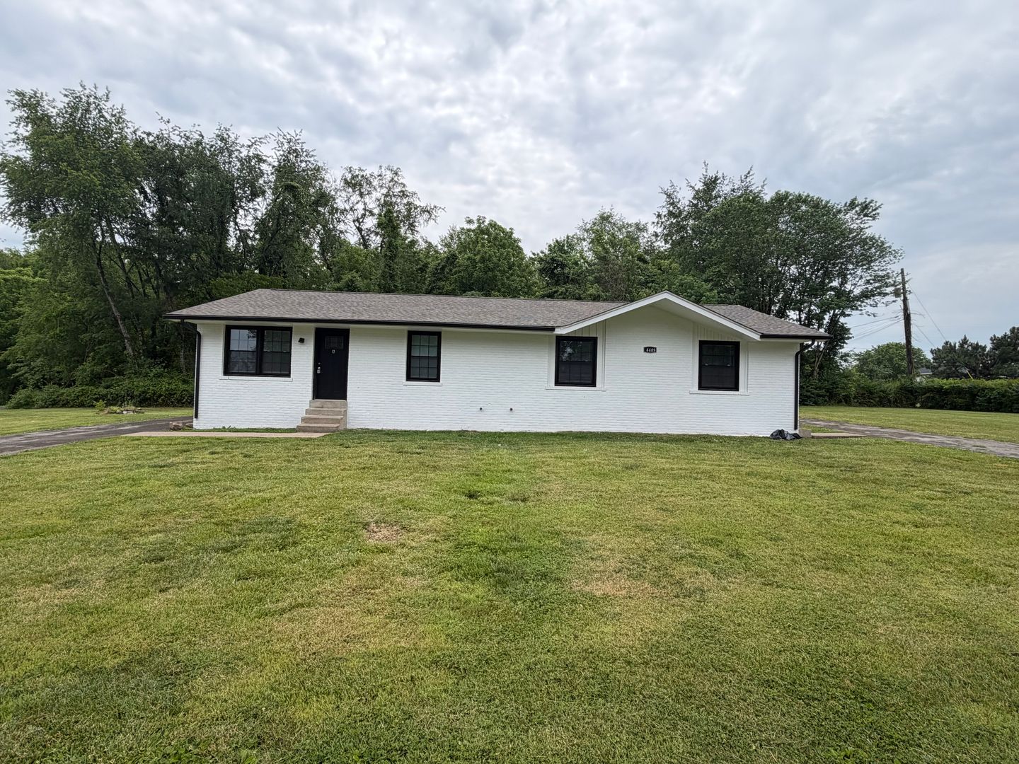 Bowling Green Apartment: 4405 Diddle Dr.