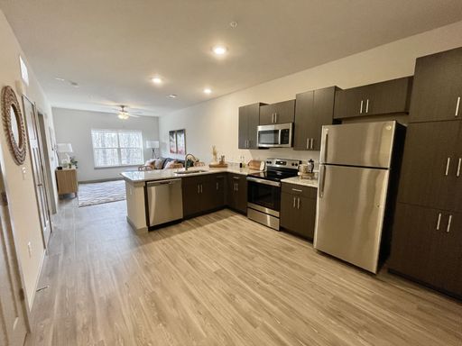 Tuscany con Terrazza | 1 Bed 1 Bath | 773 sf | $1624 | 10 or 15 month lease terms