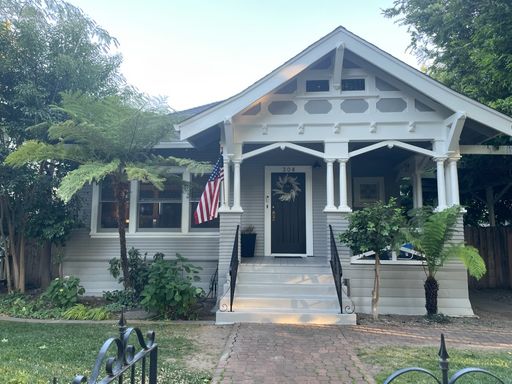 308 W Walnut st – photo 1