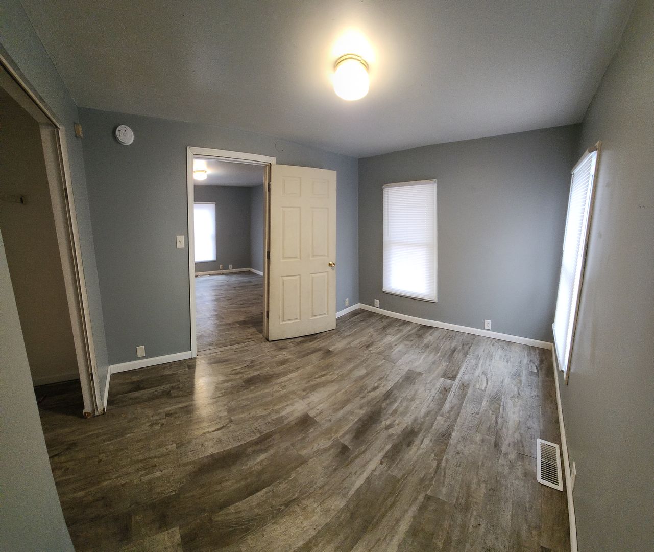 Nice 1 bedroom with full basement 11 of 12