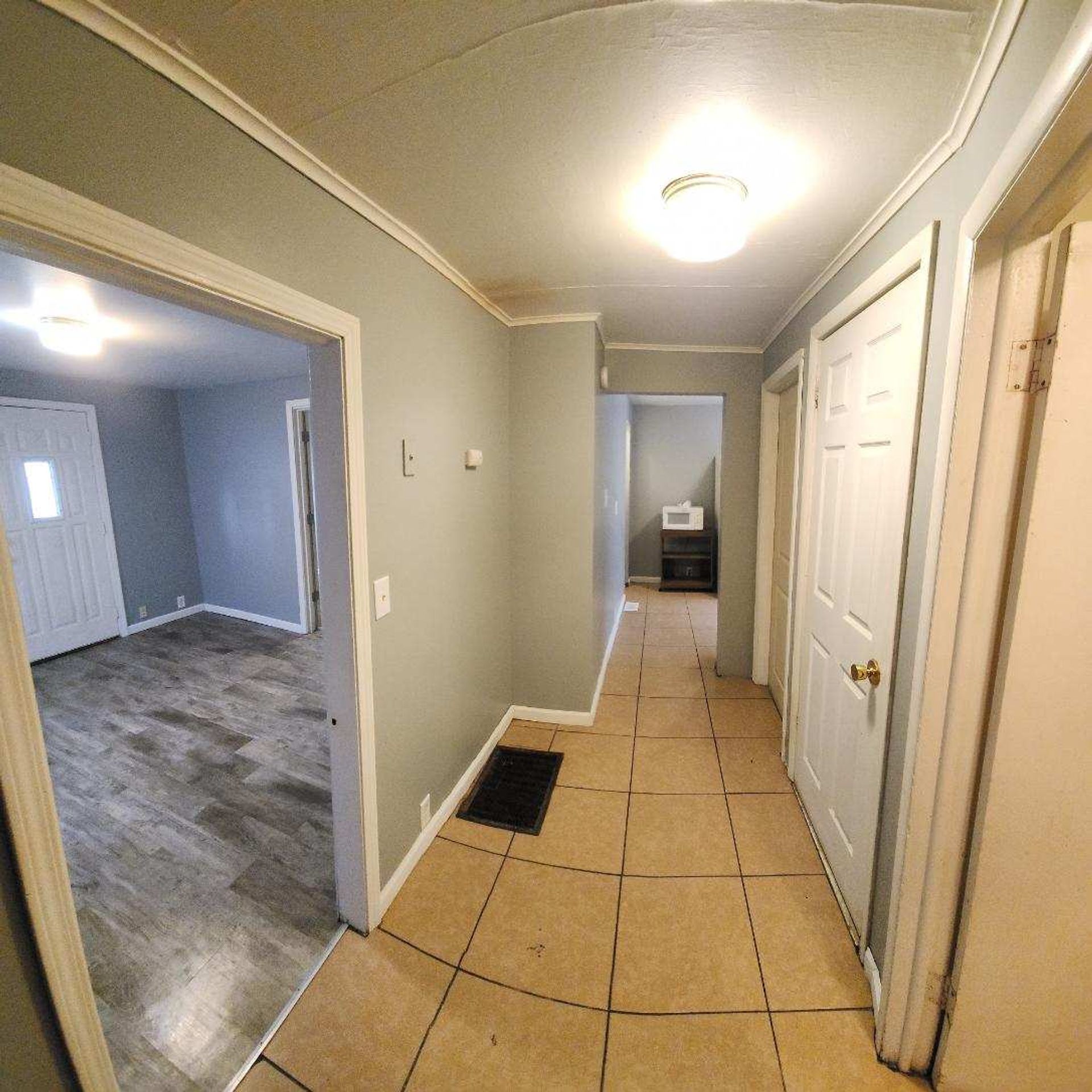 Nice 1 bedroom with full basement 4 of 12