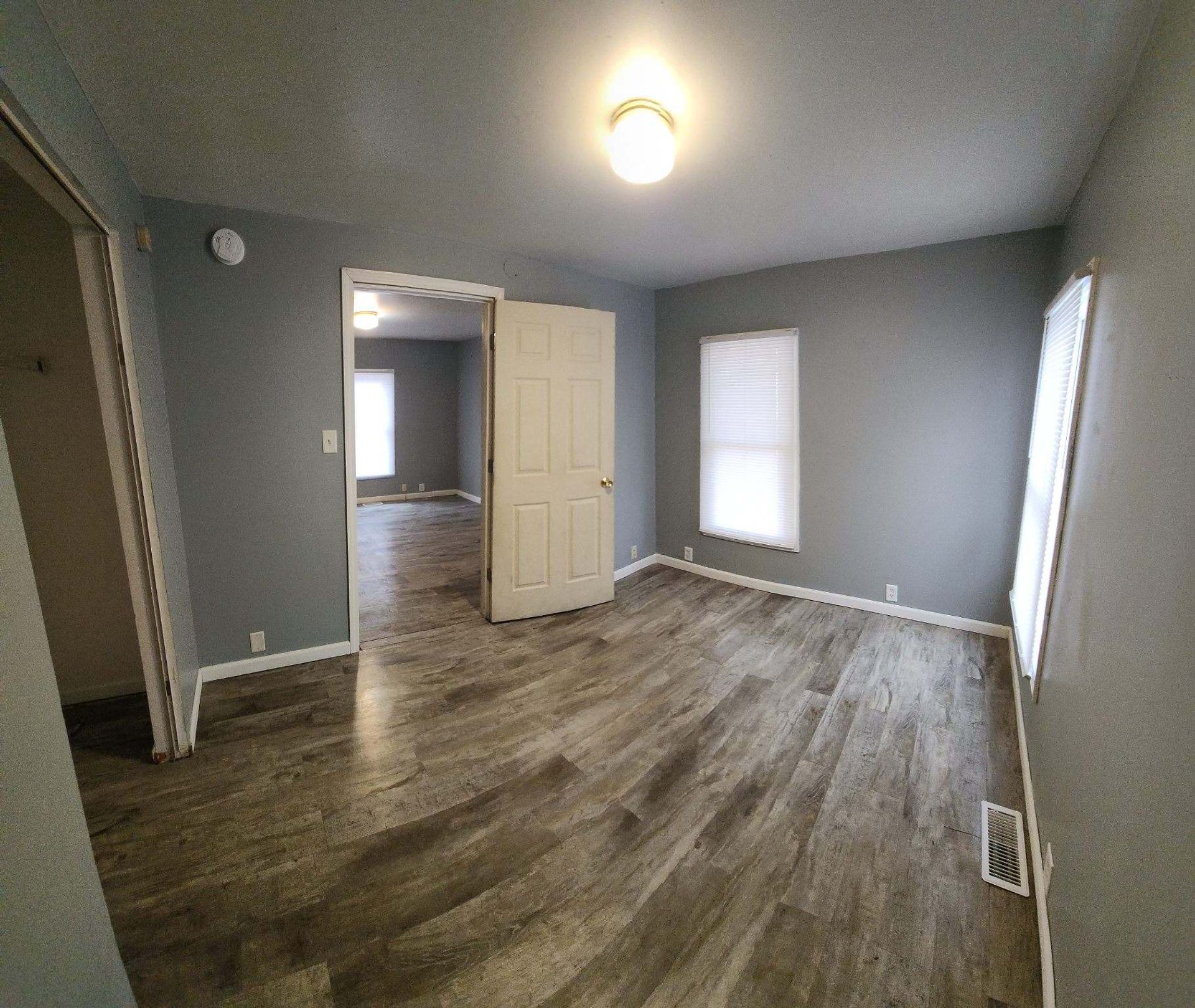 Nice 1 bedroom with full basement 3 of 12