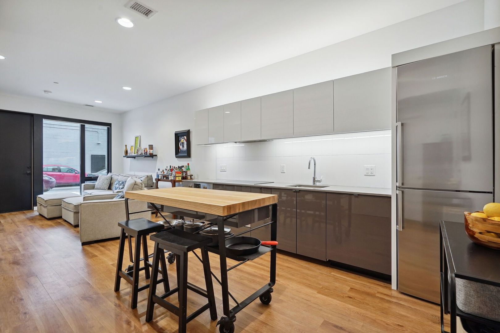 Washington Condo: 57 N Street NW #127