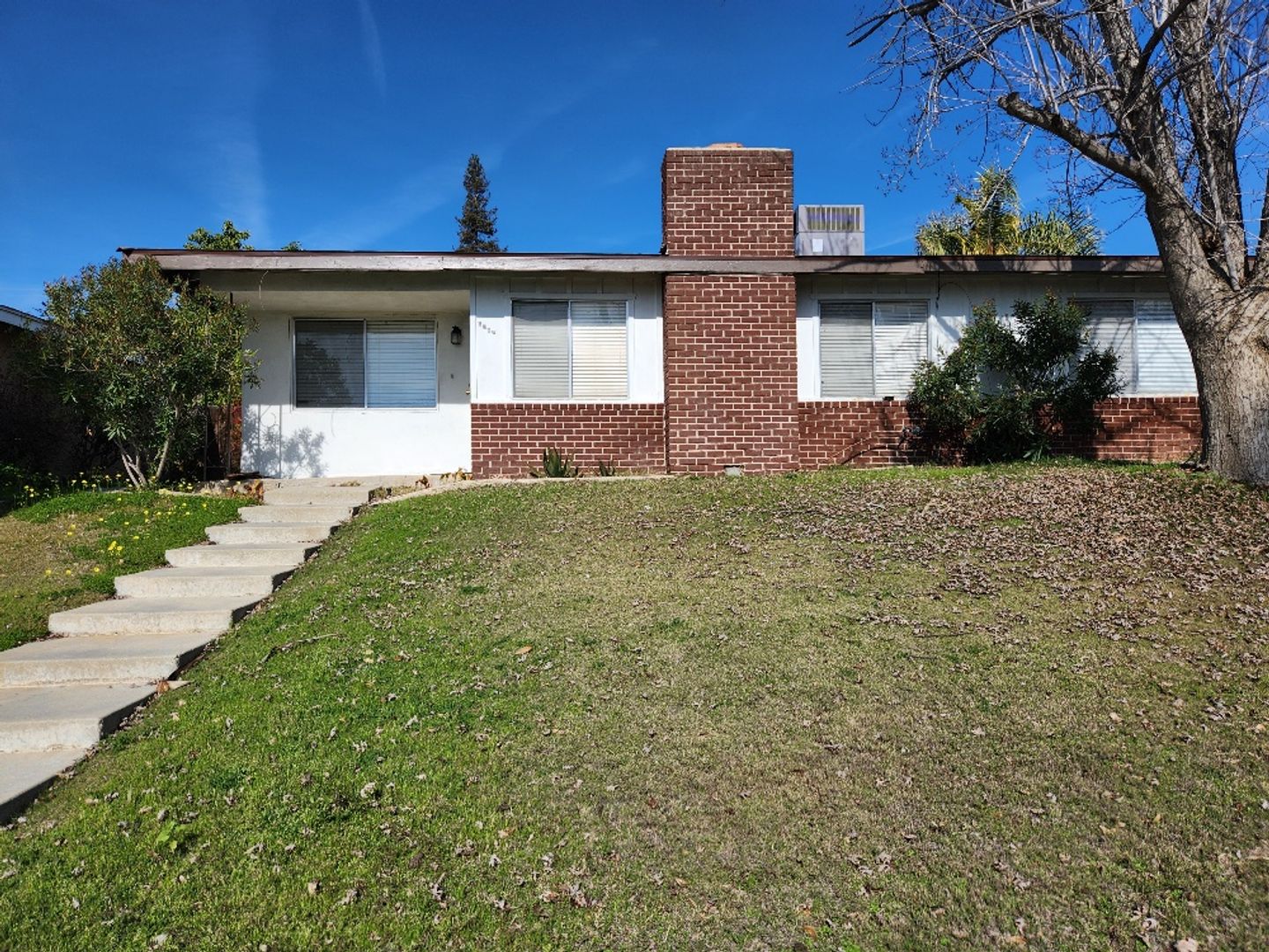 Bakersfield House: 3504 Cardinal Avenue