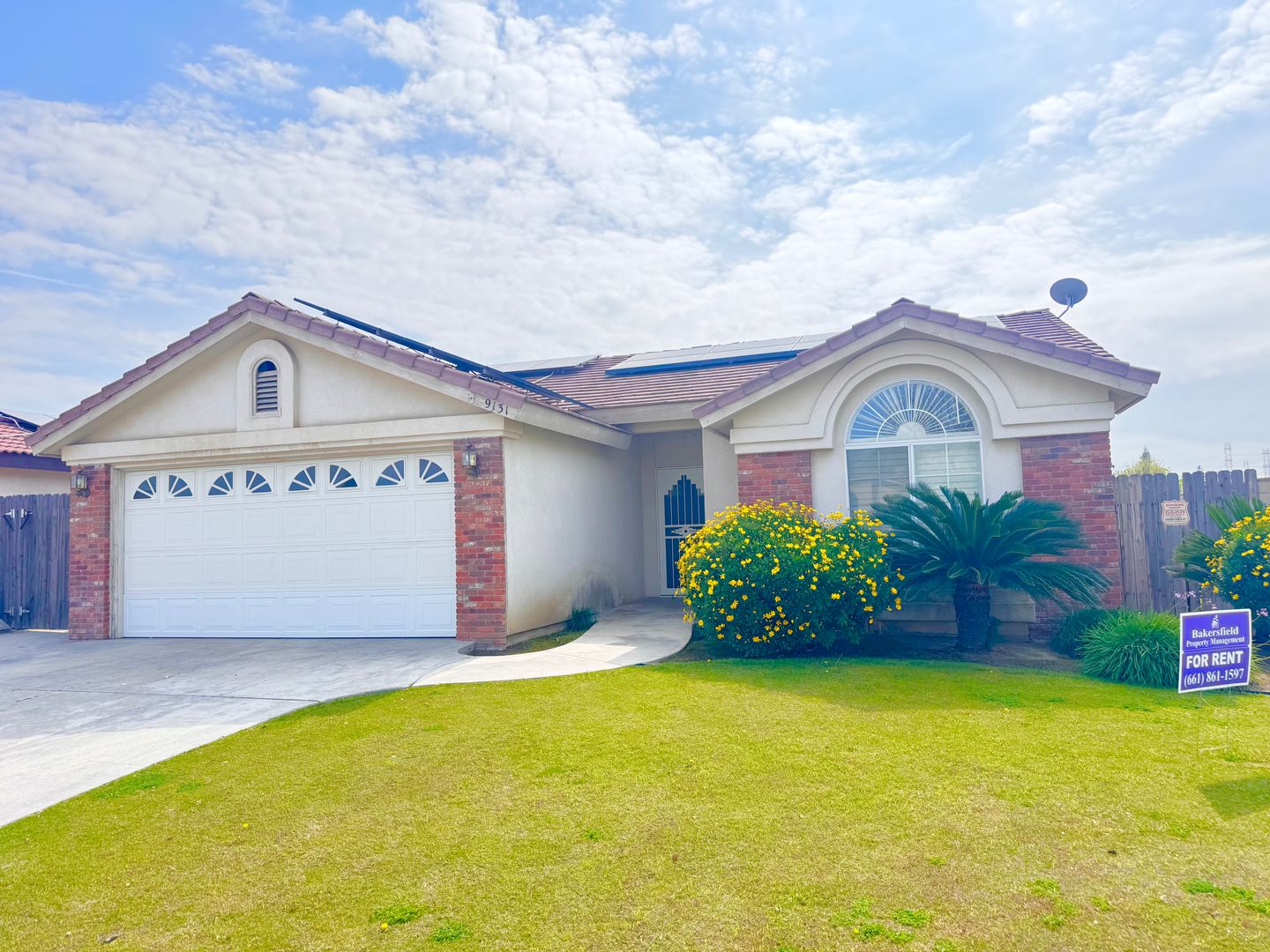 Bakersfield House: 9131 Anchor Island Court