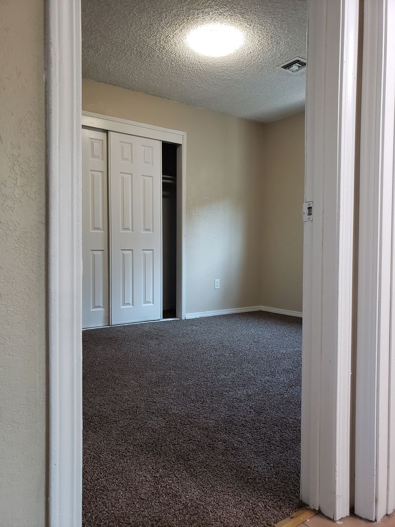 Bakersfield Apartment: 1107 L Street