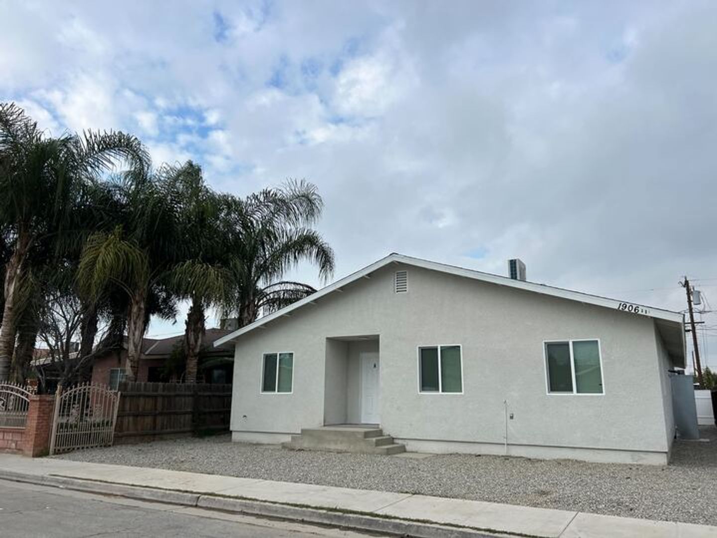 Bakersfield Apartment: 1906 Filson St UNITS A, B, C
