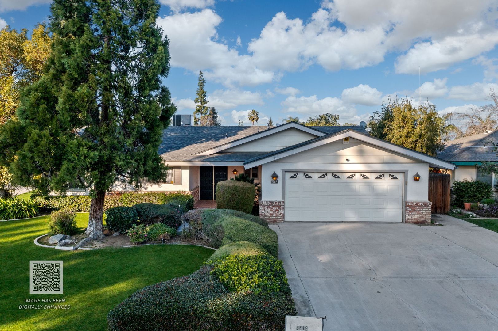 Bakersfield House: 6412 Manchester Ln.