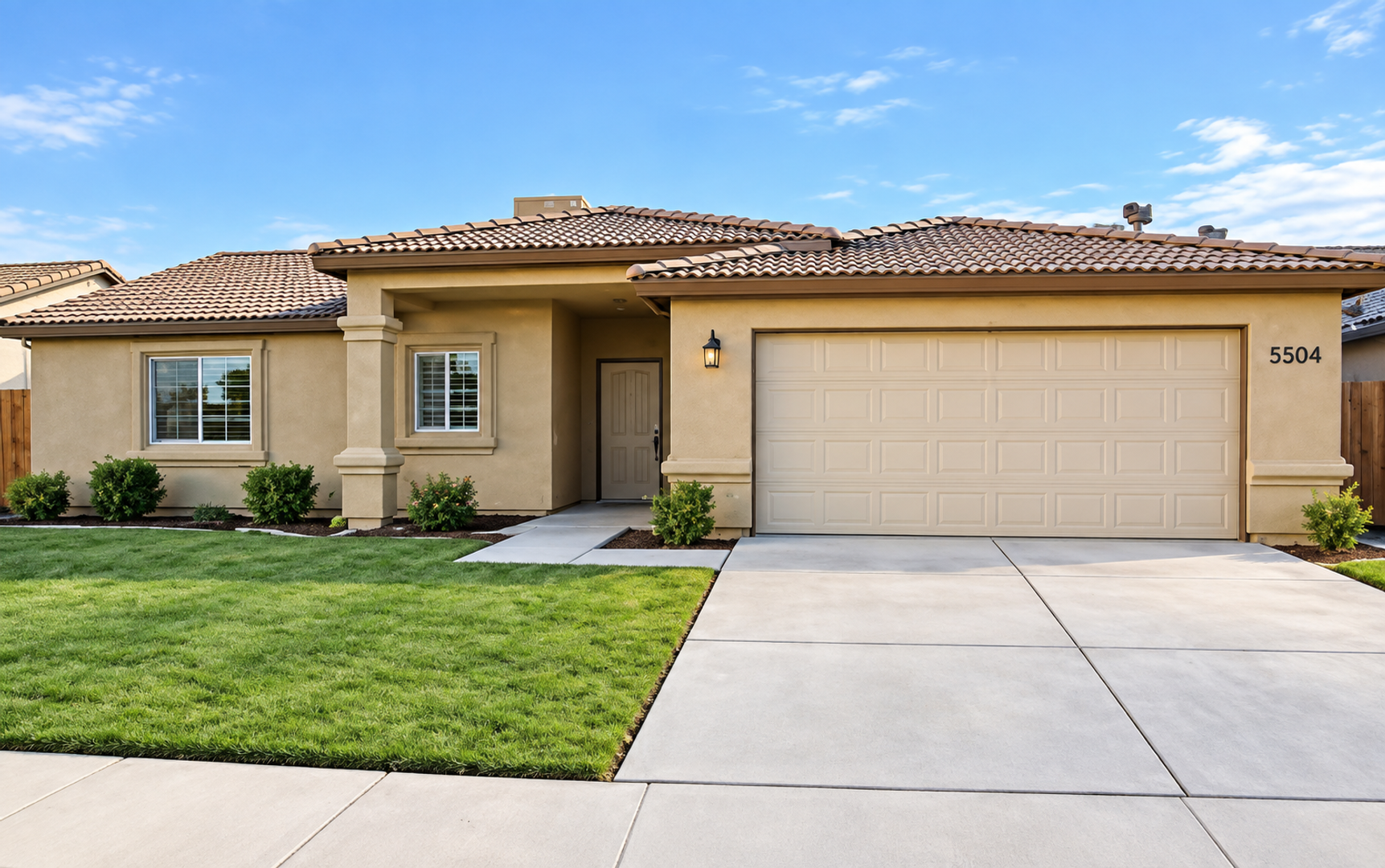 Bakersfield House: 5504 Mar Grande Drive