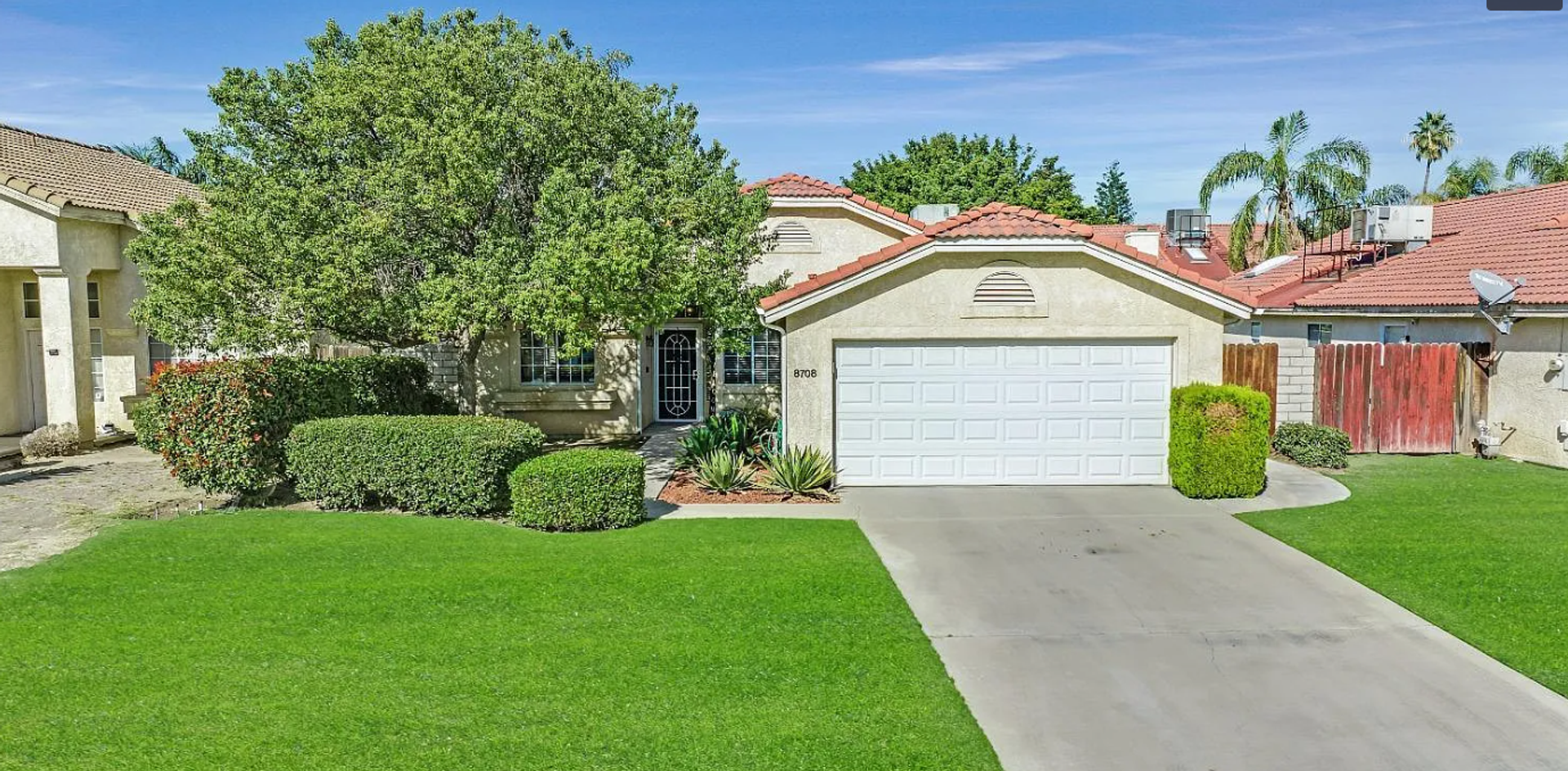 Bakersfield House: 8708 Fox Run Drive