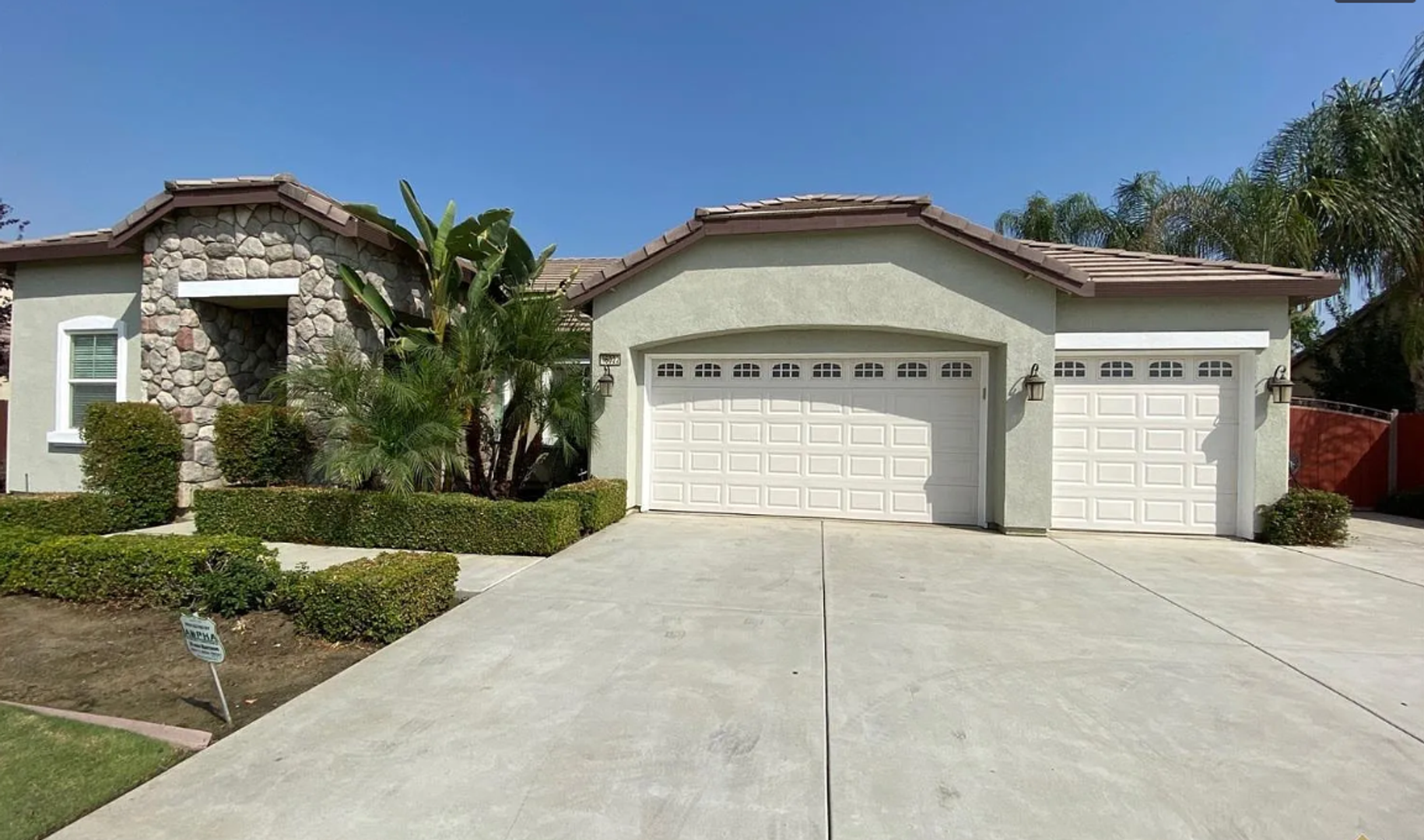 Bakersfield House: 16022 San Marco Place