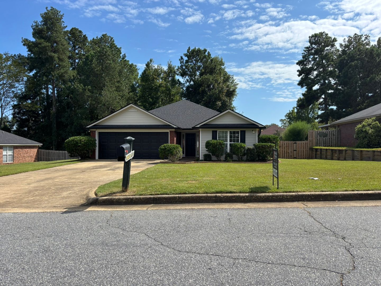 Midland House: 8002 Garrett Pines Dr