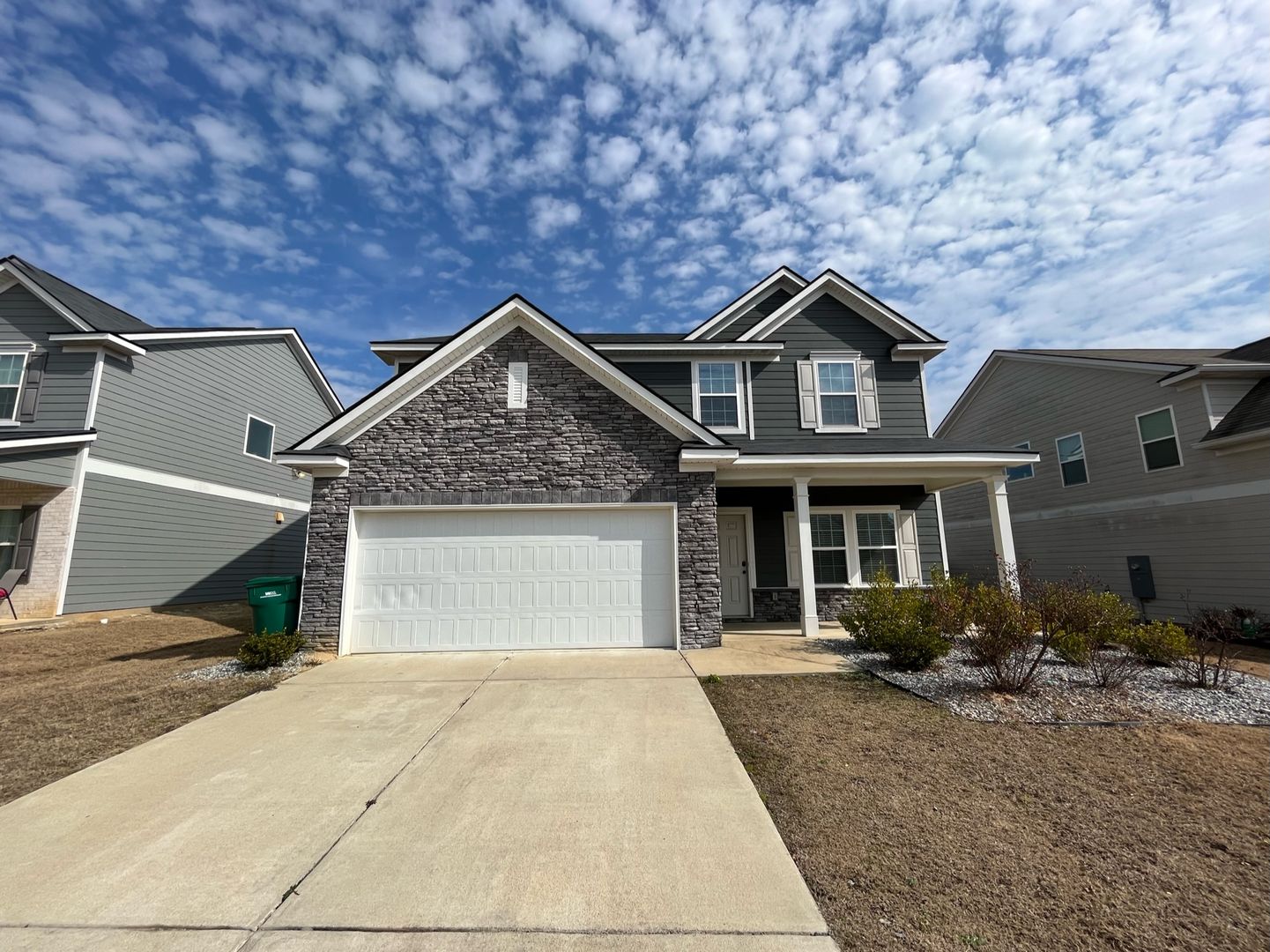 Smiths Station House: 130 Red Oak Place