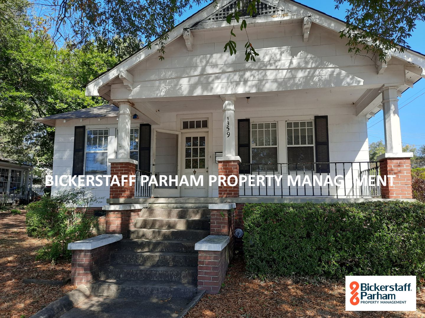 Columbus House: 1359 Virginia St