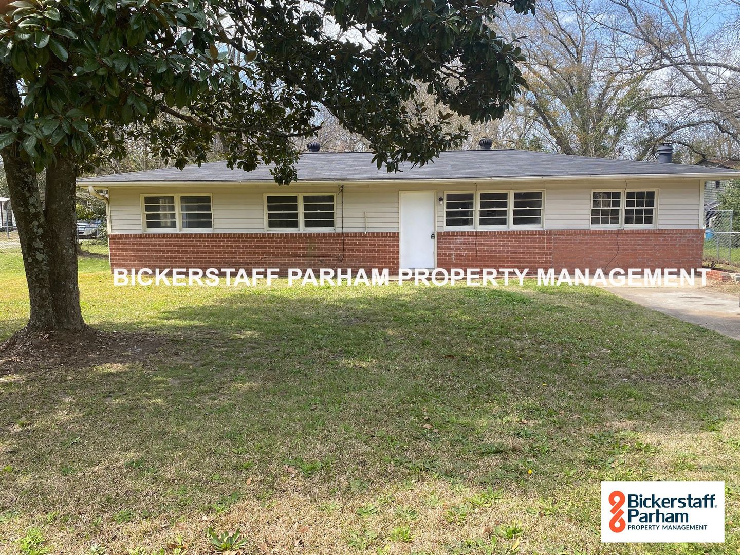 Columbus House: 901 Brighton Road