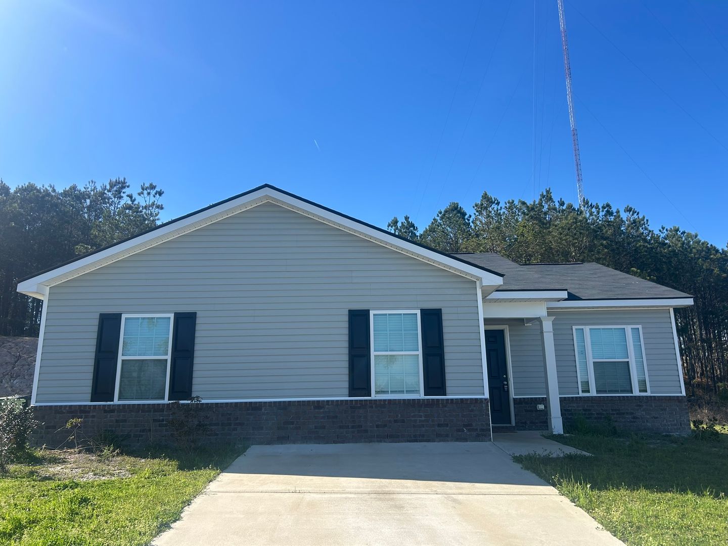 Columbus House: 6379 Sandy Bottom Drive