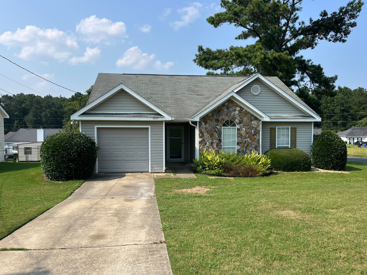 Columbus House: 6057 Buxton Drive