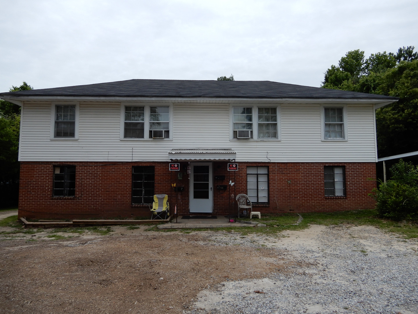 Columbus Apartment: 2931 Howard Avenue