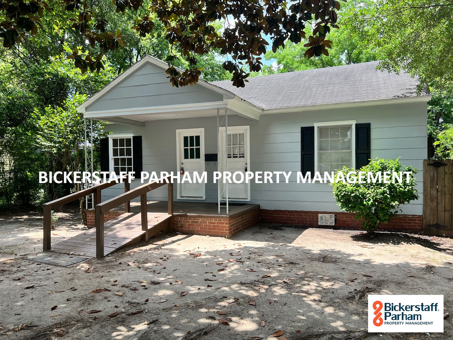 Columbus House: 1148 Dozier Street