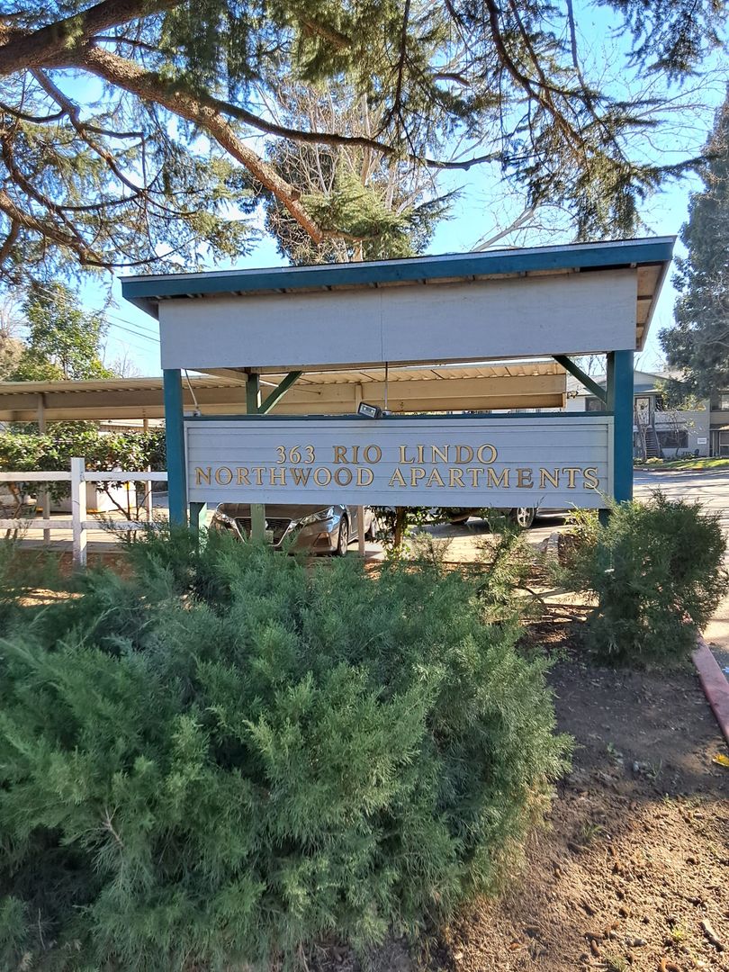 Chico Apartment: 363 Rio Lindo Ave.
