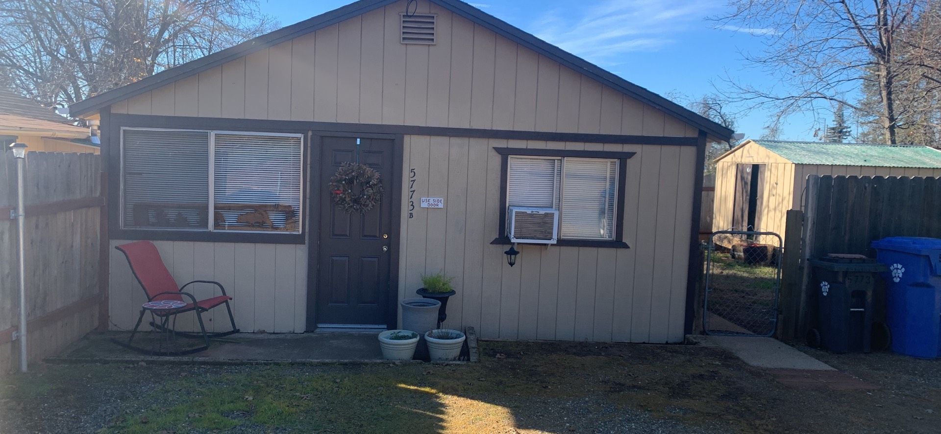 Paradise Apartment: 5773 Stratton Lane