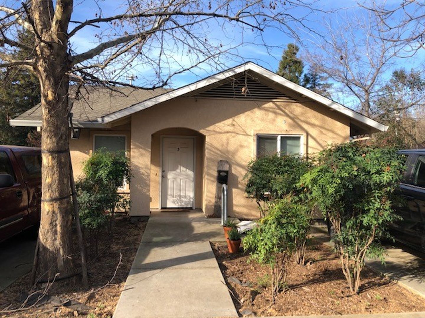 Chico Apartment: 1267 N. Cedar St.