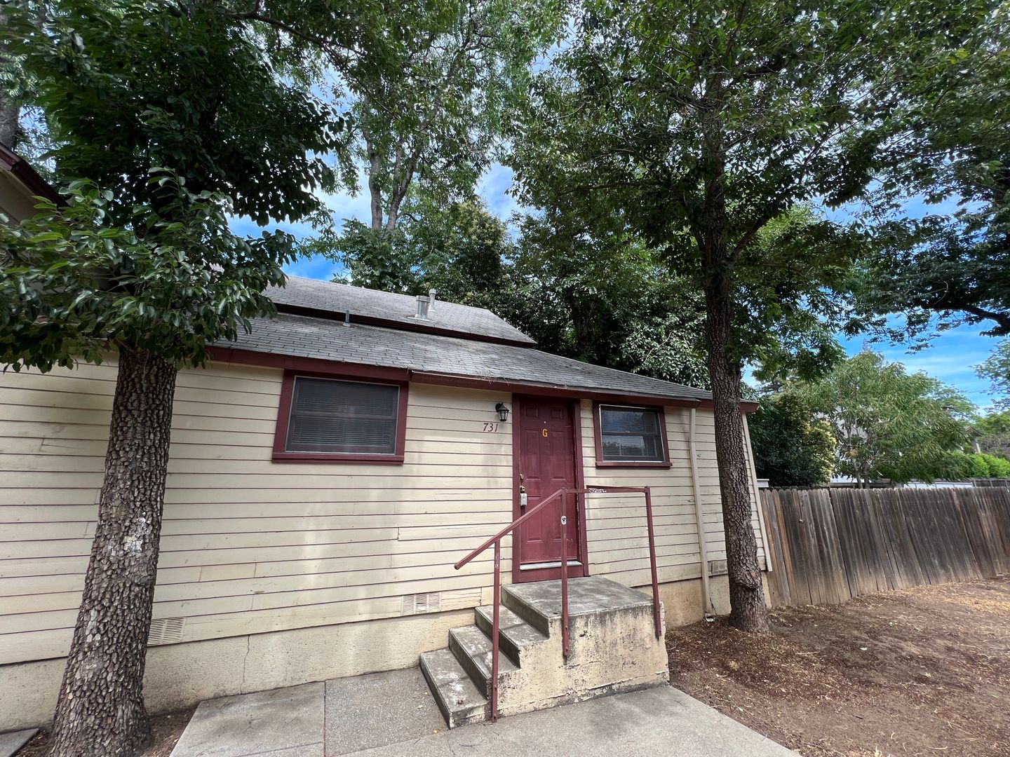 Chico Apartment: 727/731 W 6th Street