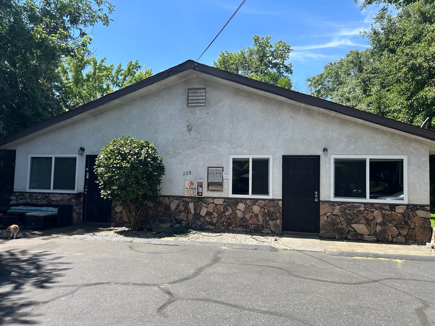 Chico Apartment: 528 Ivy Street