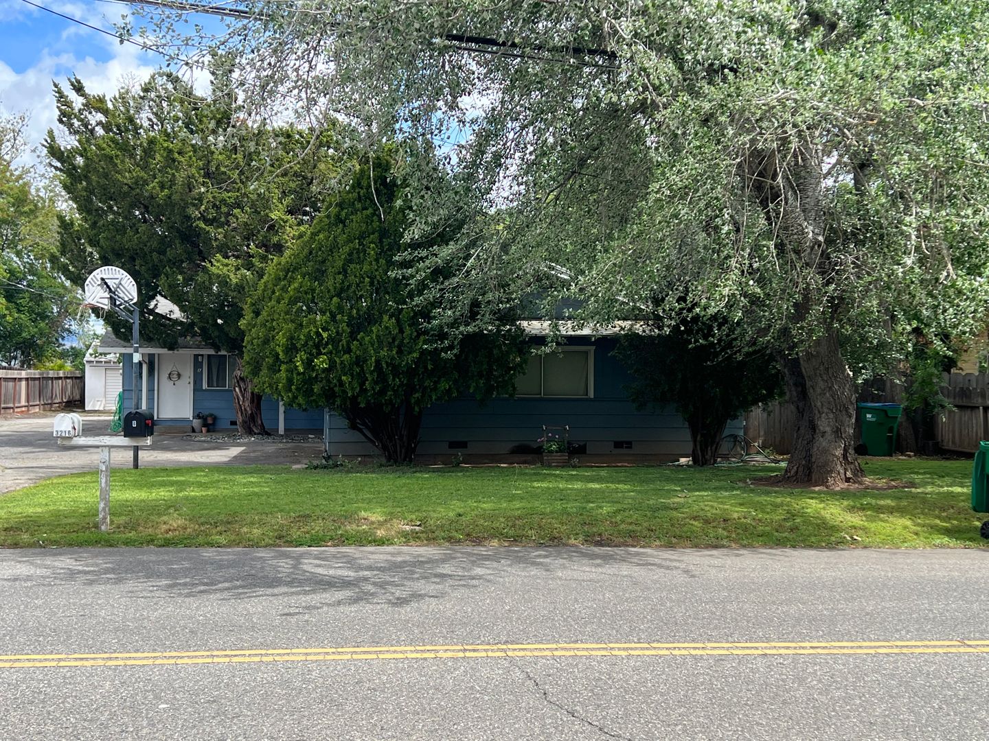 Chico Apartment: 3216 Godman Avenue