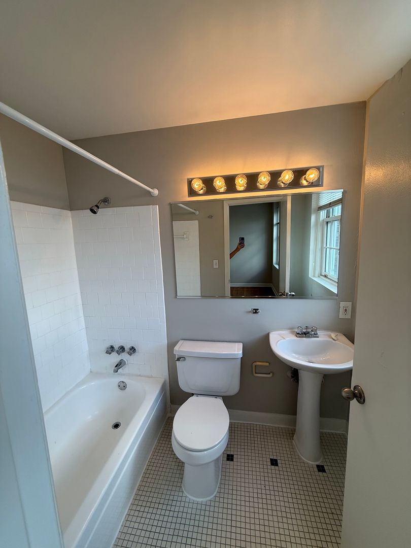 Atlanta Apartment: 963 Ponce de Leon Avenue NE