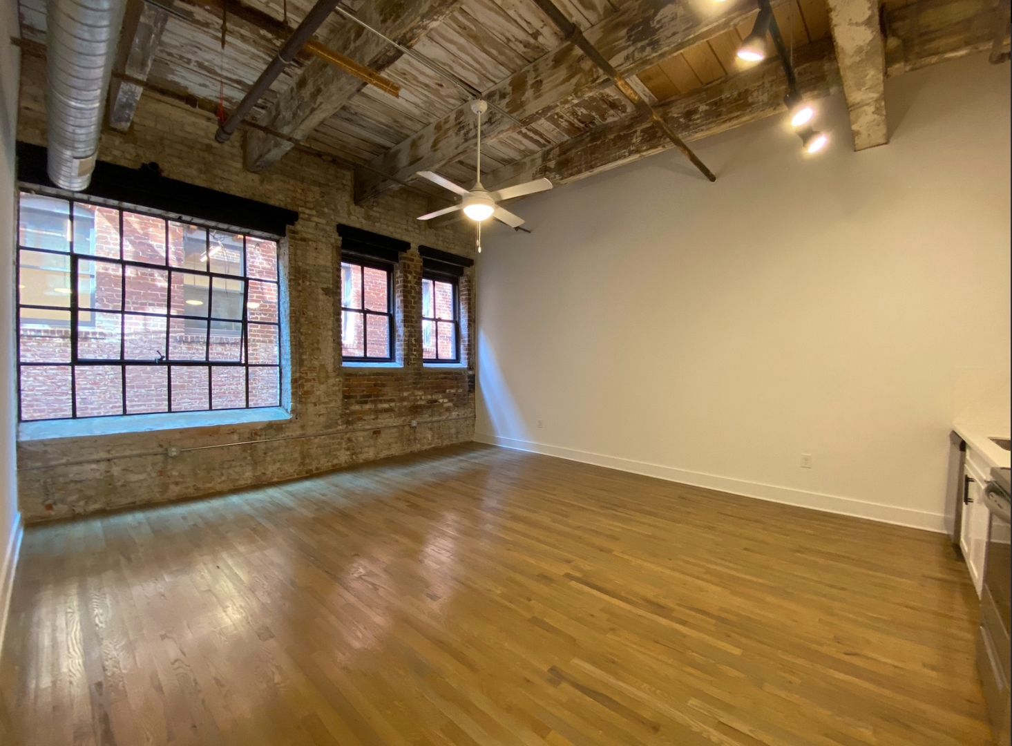 Atlanta Apartment: 565 Northside Drive