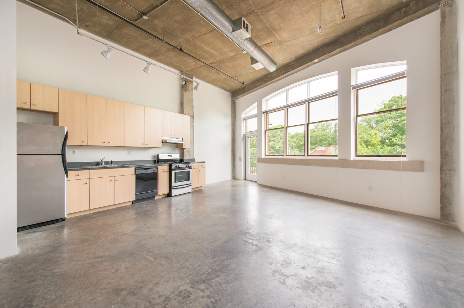 Decatur Apartment: 105 Sycamore Place