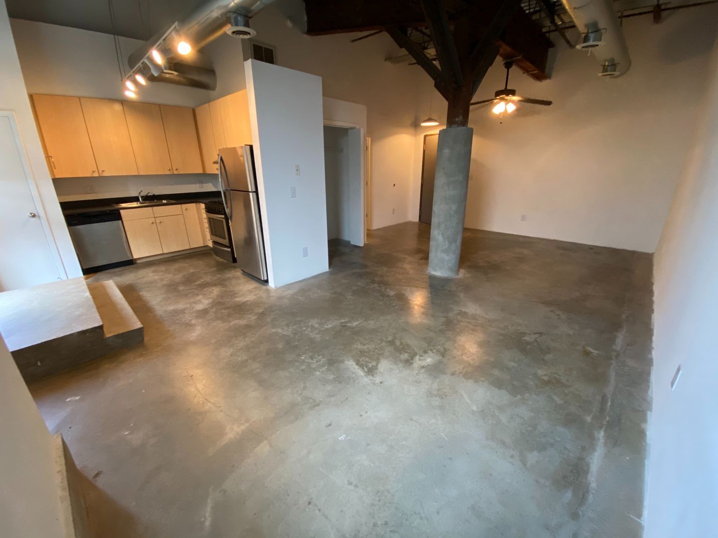 Decatur Apartment: 105 Sycamore Place