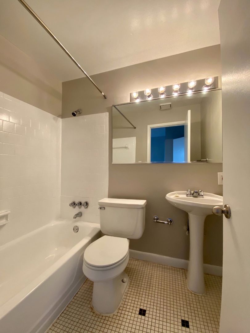 Atlanta Apartment: 963 Ponce de Leon Avenue NE