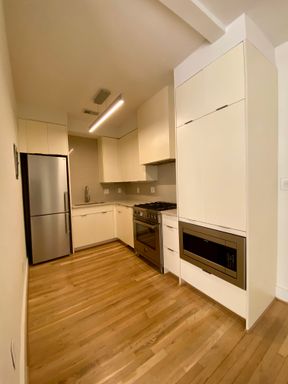 Modern & Cozy One Bedroom/One Bathroom – photo 1