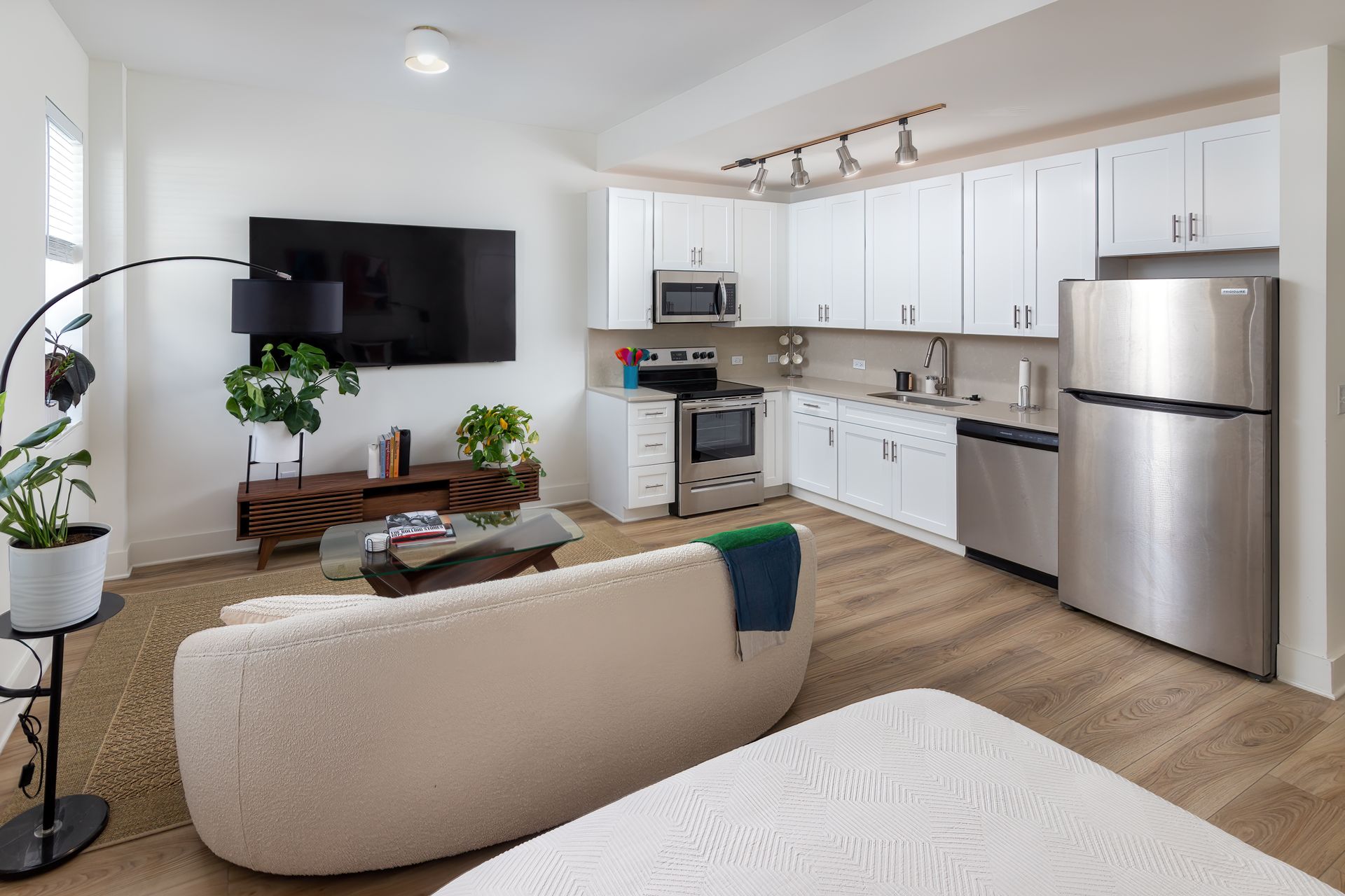 Atlanta Apartment: 159 Ralph McGill Blvd