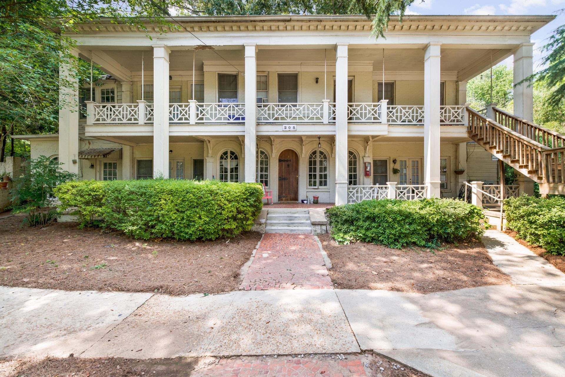 Decatur Apartment: 205 Ponce de Leon Court