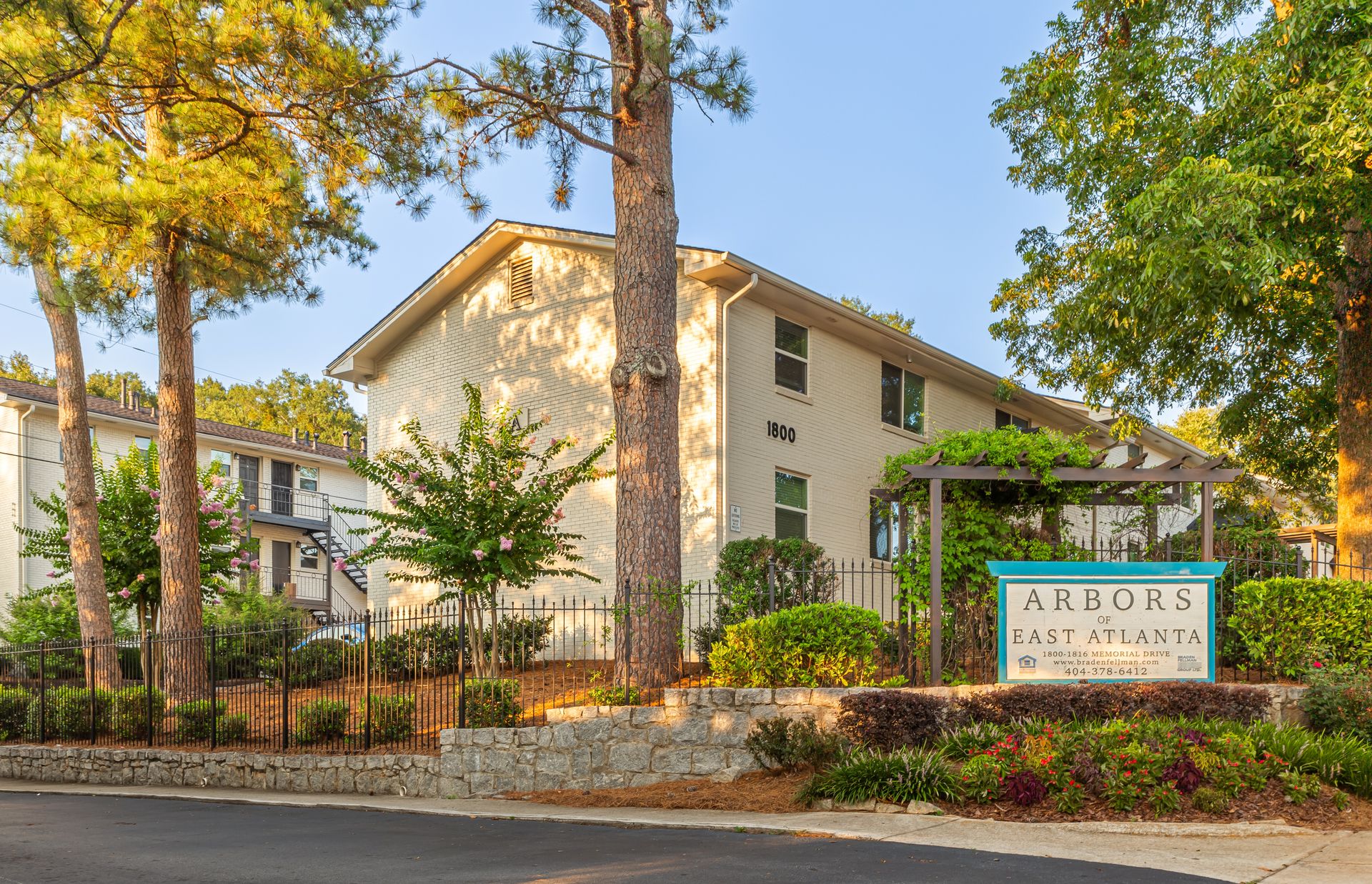 Atlanta Apartment: 1800 Memorial Drive