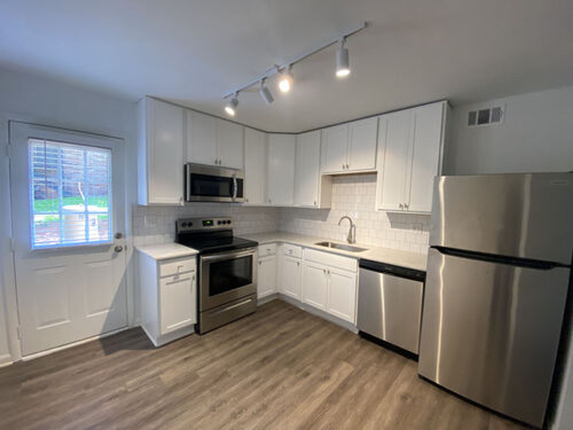 Atlanta Apartment: 1050-1051 Villa Ct. SE