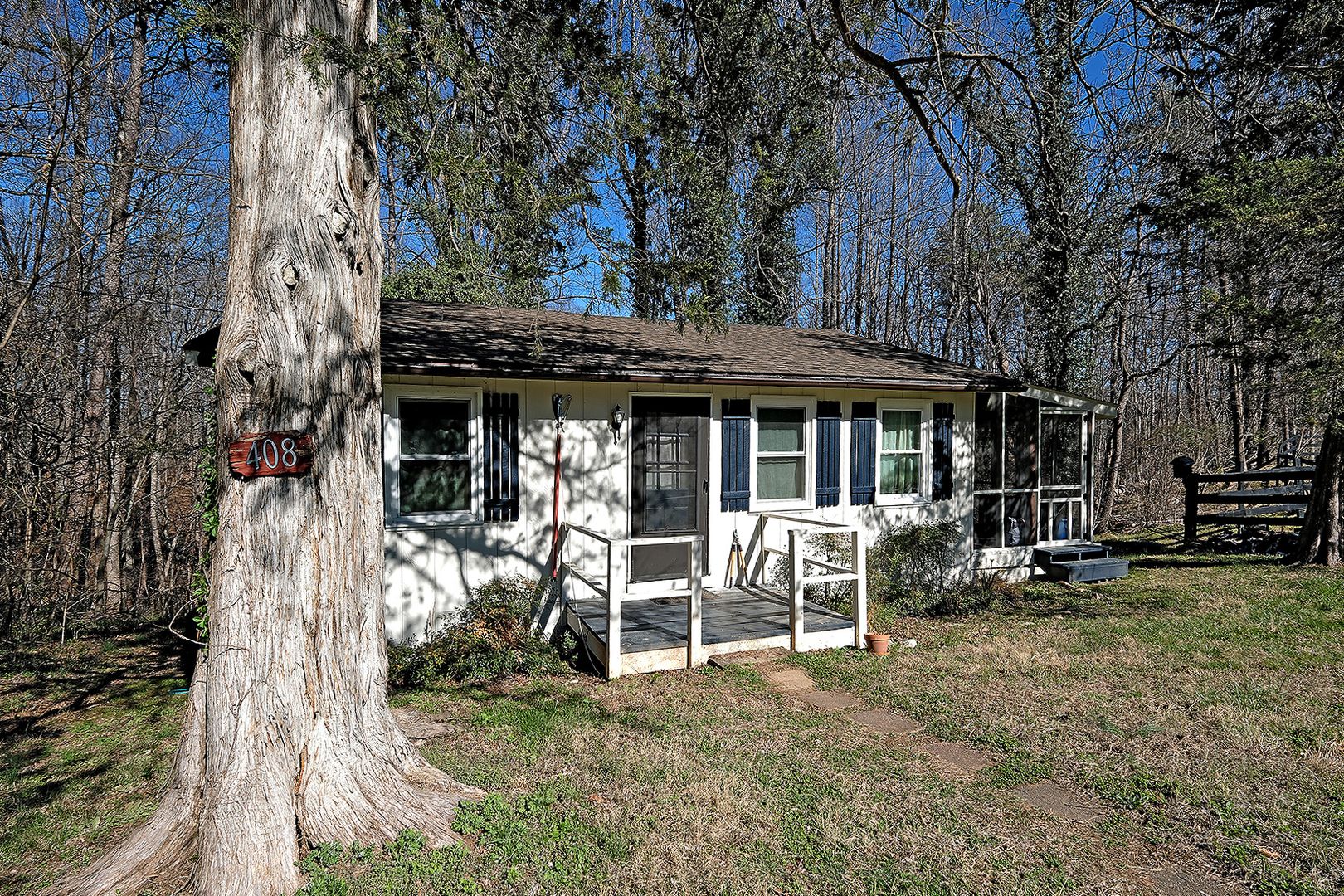 Charlottesville House: 408 Wild Turkey Ln