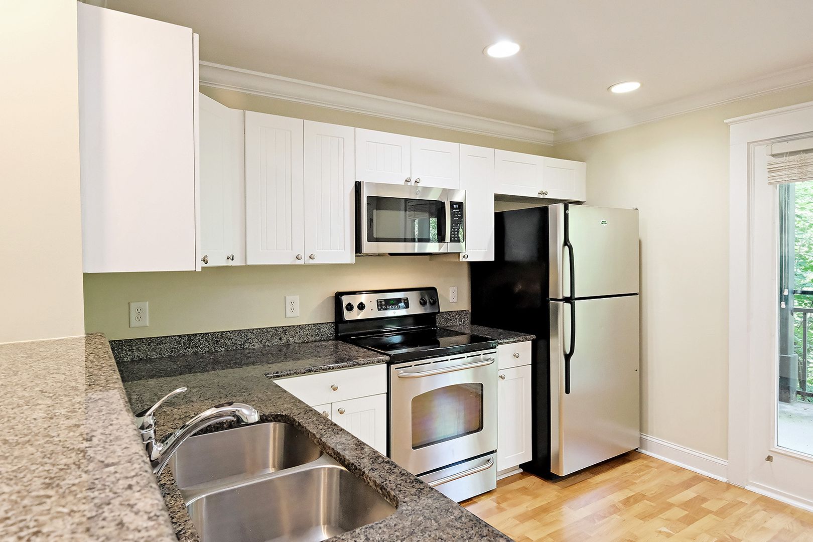 Charlottesville Condo: 1850 Candlewood Ct #205