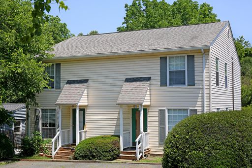 Woolen Mills Duplex Convenient to Pantops & Downtown – photo 1