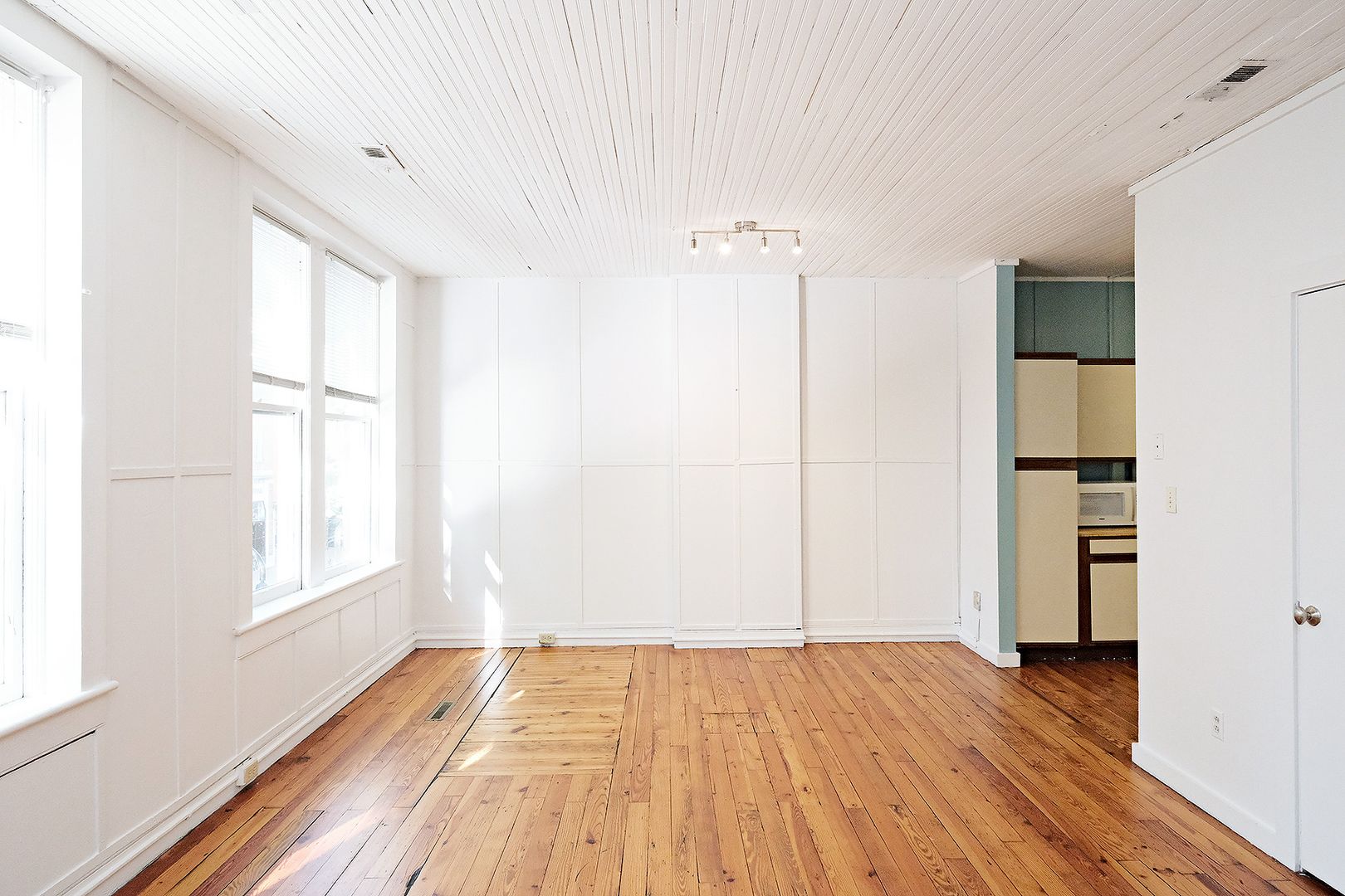 Charlottesville Condo: 313 E Main St #A