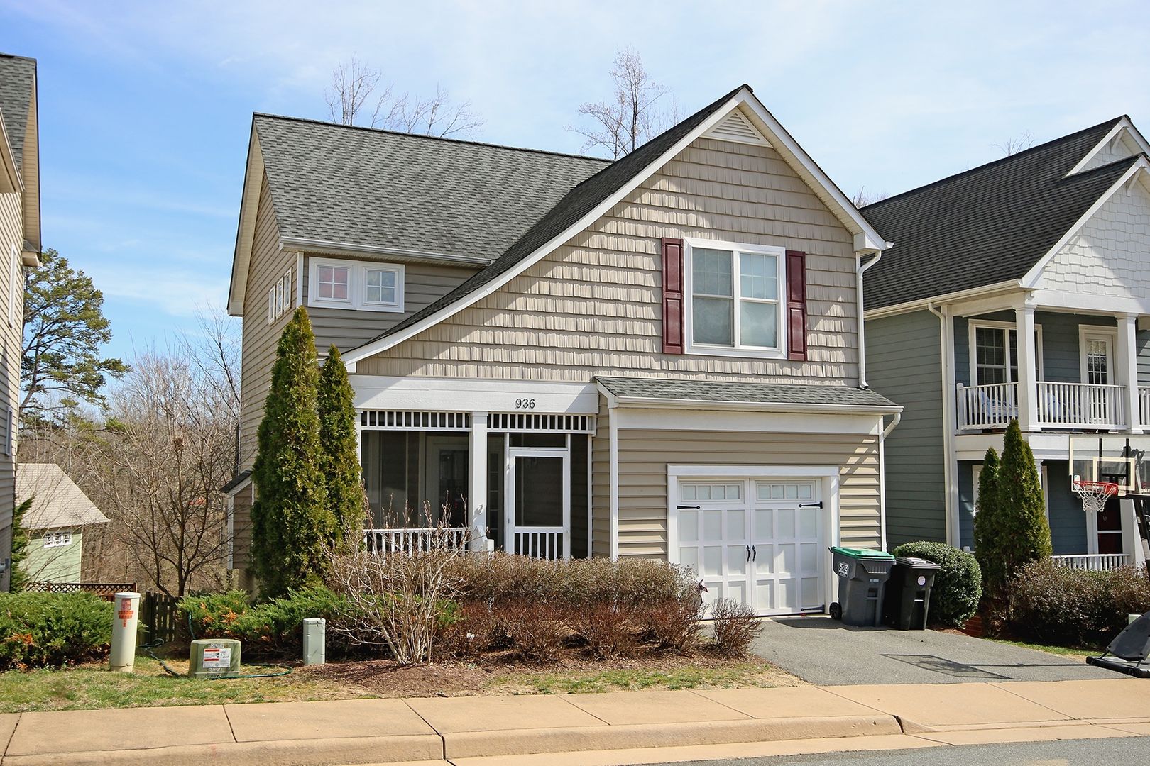 Charlottesville House: 936 Raymond Road