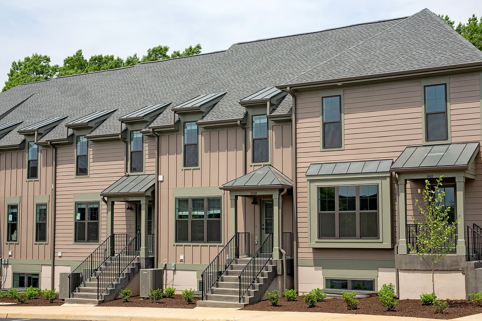 Charlottesville Apartment: 950 Belvedere Way #A