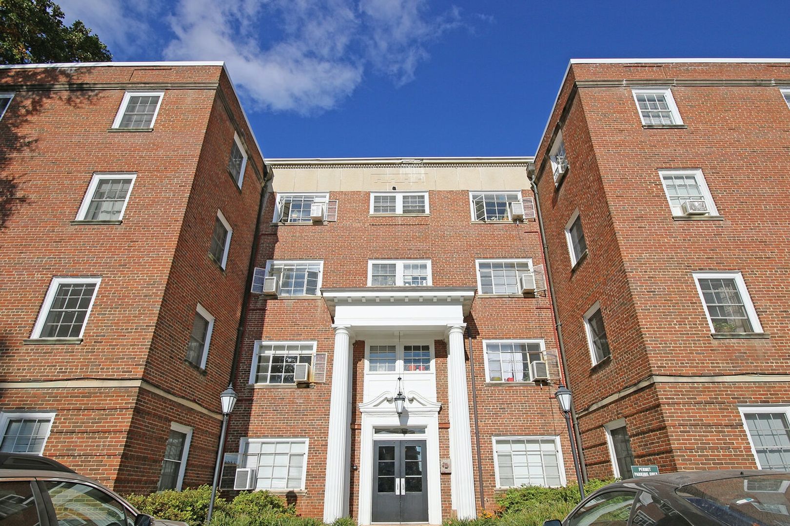 Charlottesville Apartment: 32 University Circle