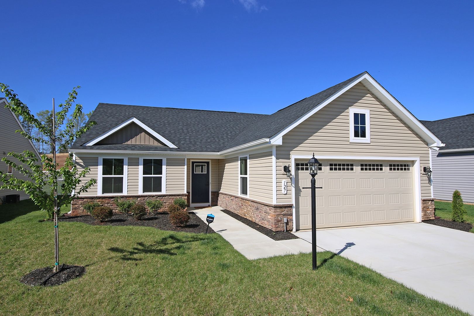 Palmyra House: 127 Virginia Ave