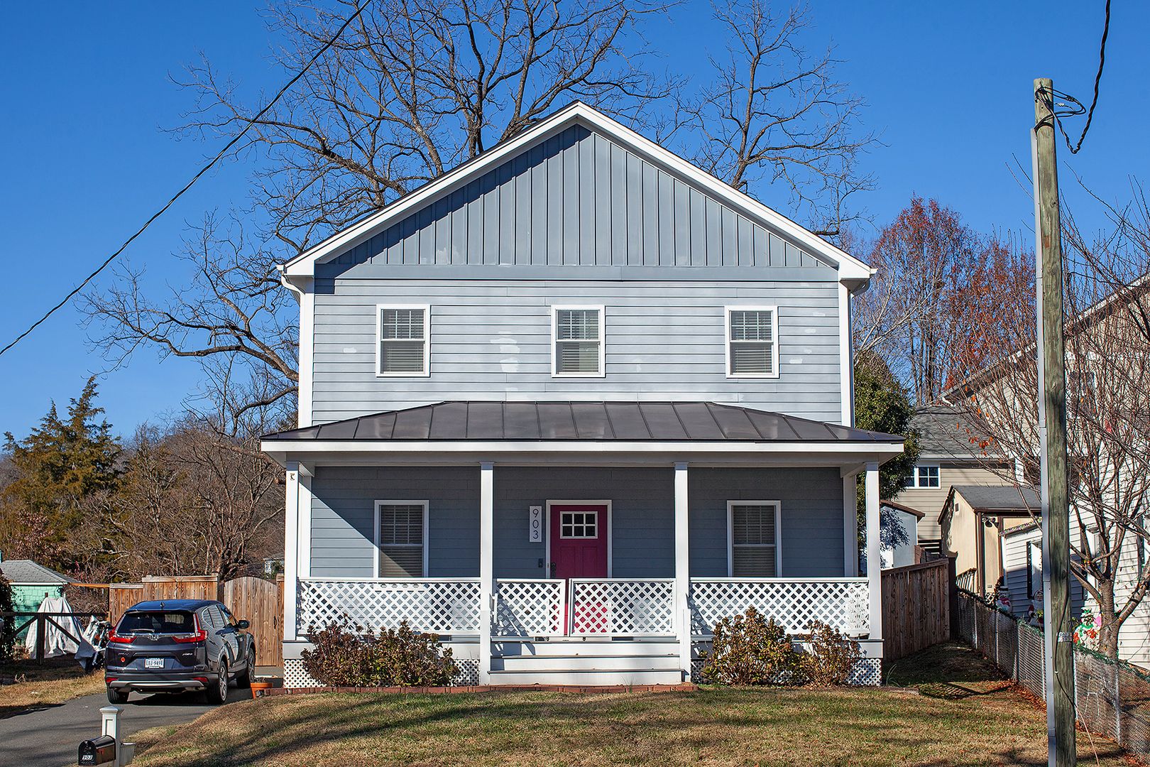 Charlottesville House: 903 Nassau St
