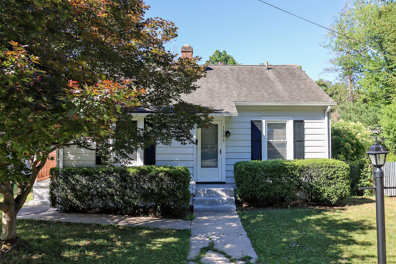 Charlottesville House: 1306 Chesapeake St