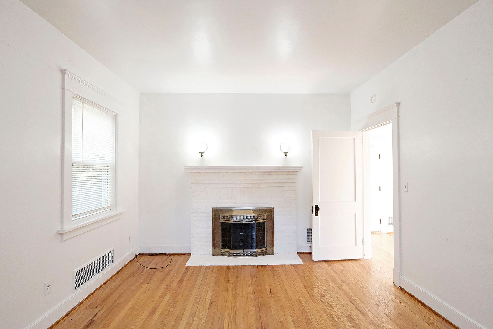 Charlottesville House: 201 Cleveland